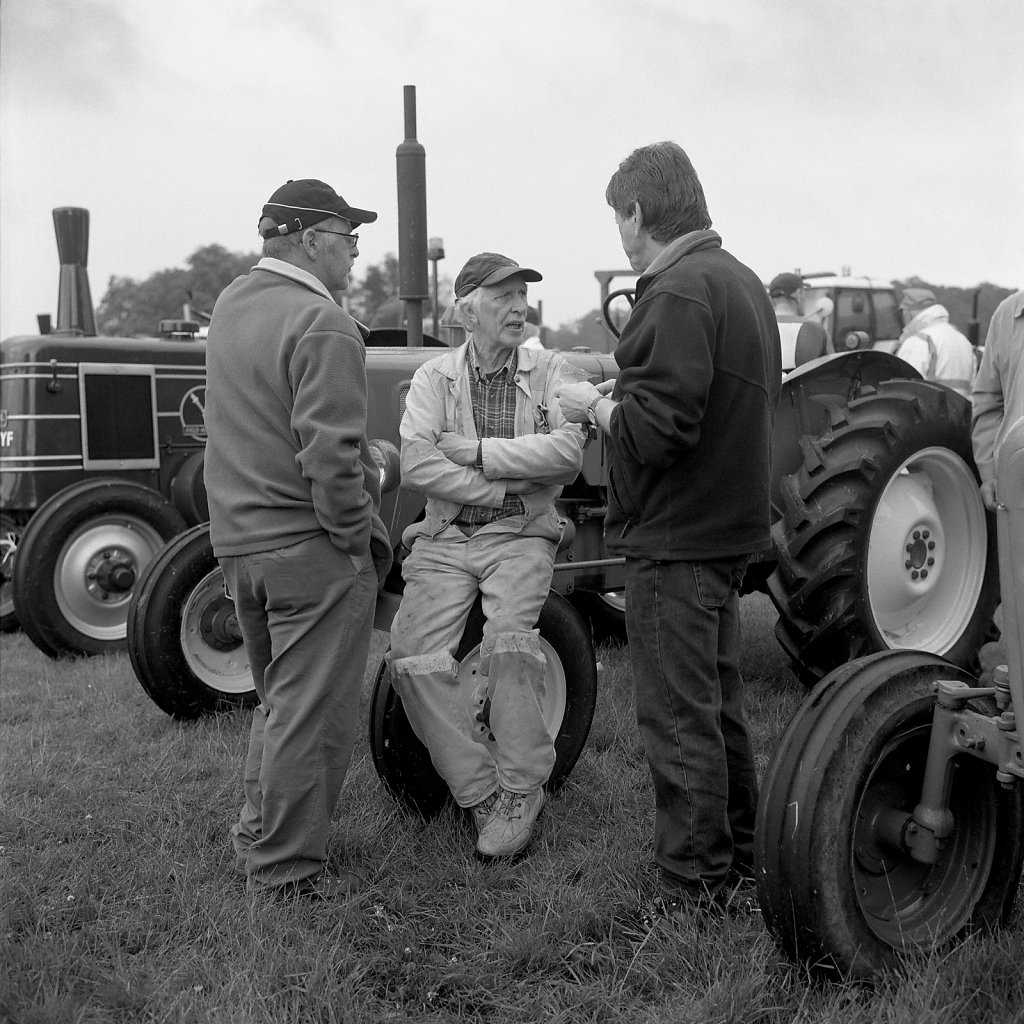 Skelton men